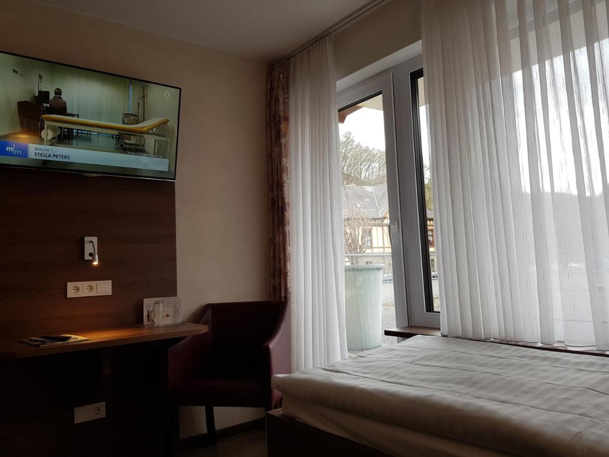 Land-Gut-Hotel Zur Post Altenahr Exterior foto
